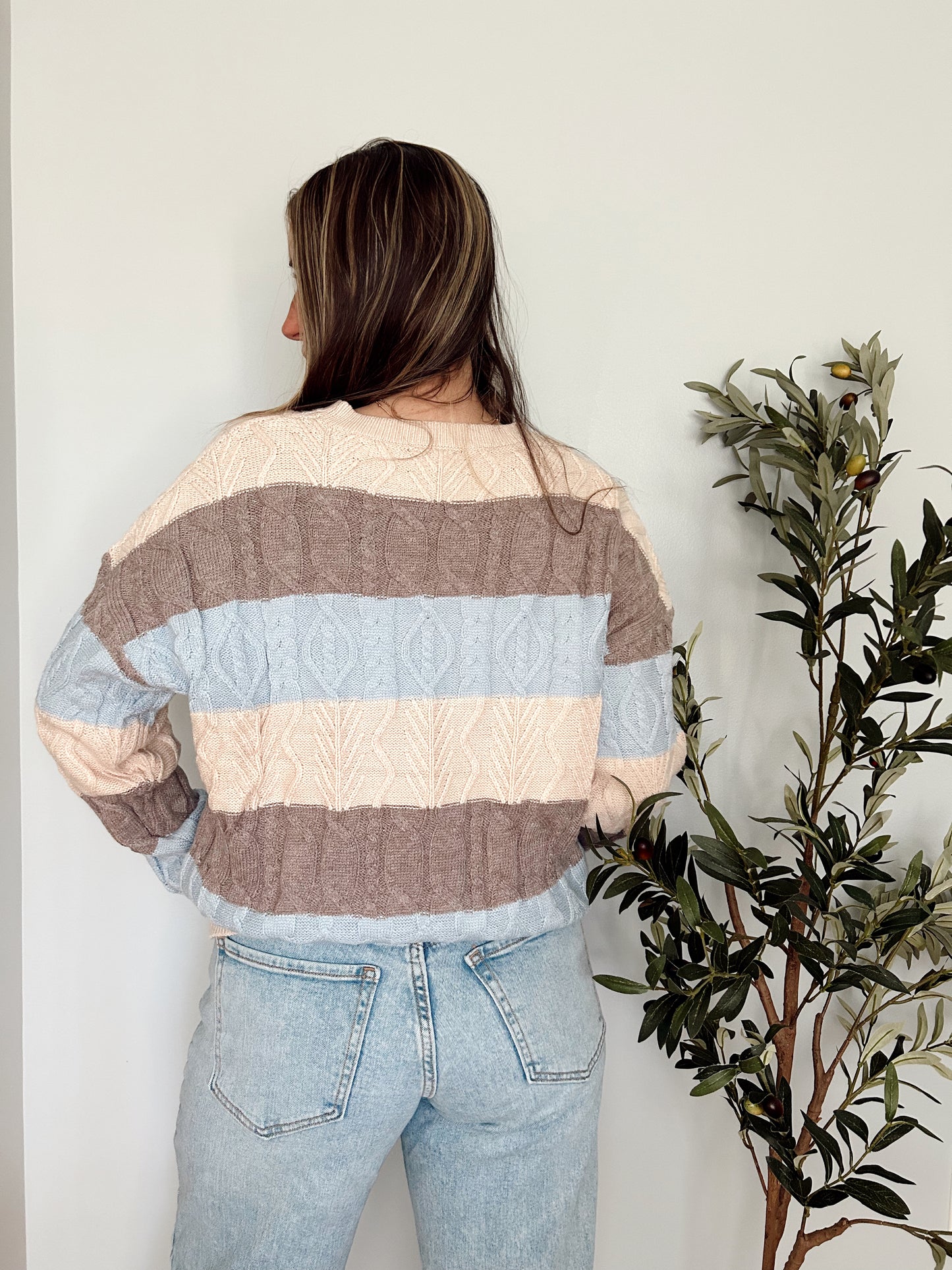 Ice Skates and Bows Sweater - Grey/Blue