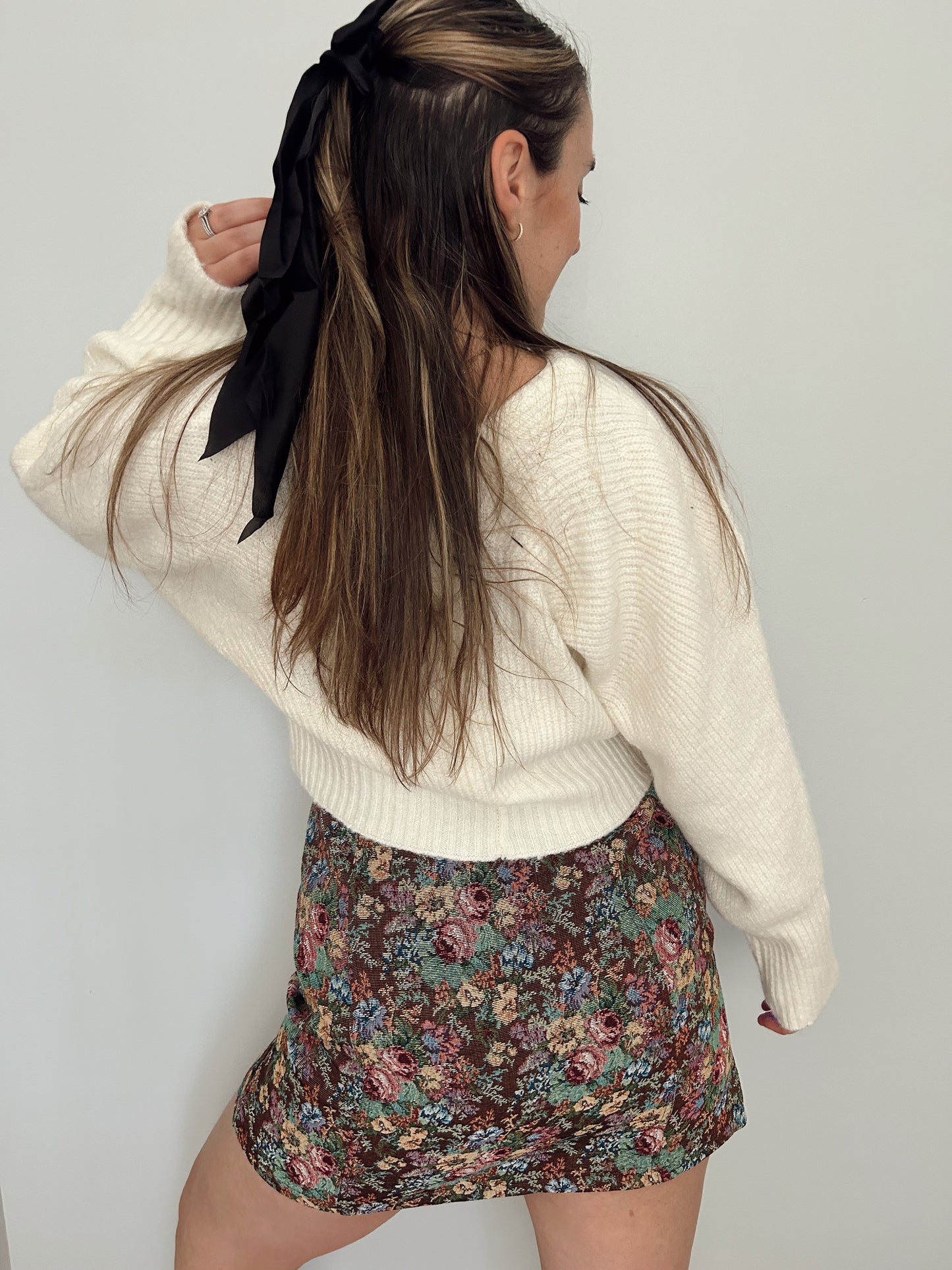 Back in Paris Bow Sweater - Ivory Black