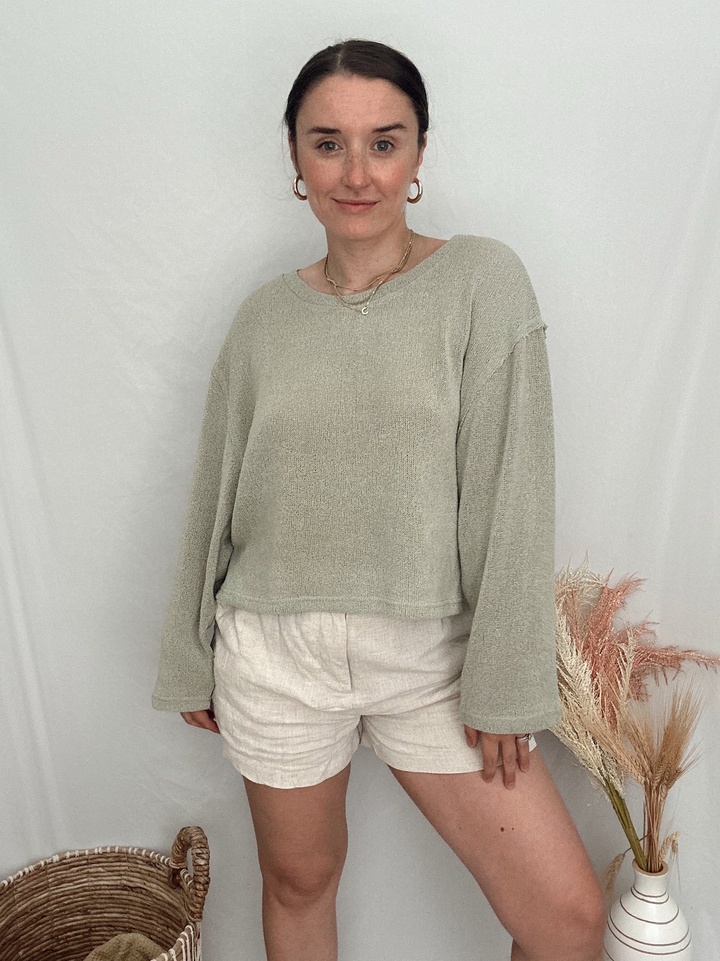 Tara Lightweight Sweater - Light Olive