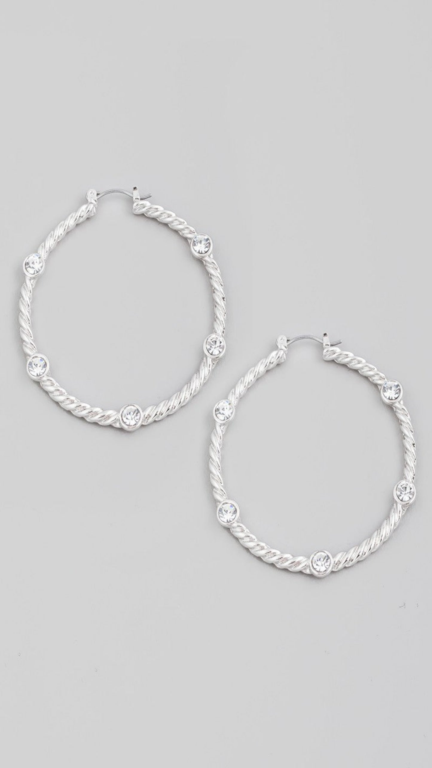 Nichole Twisted Earring with Pearl- Silver