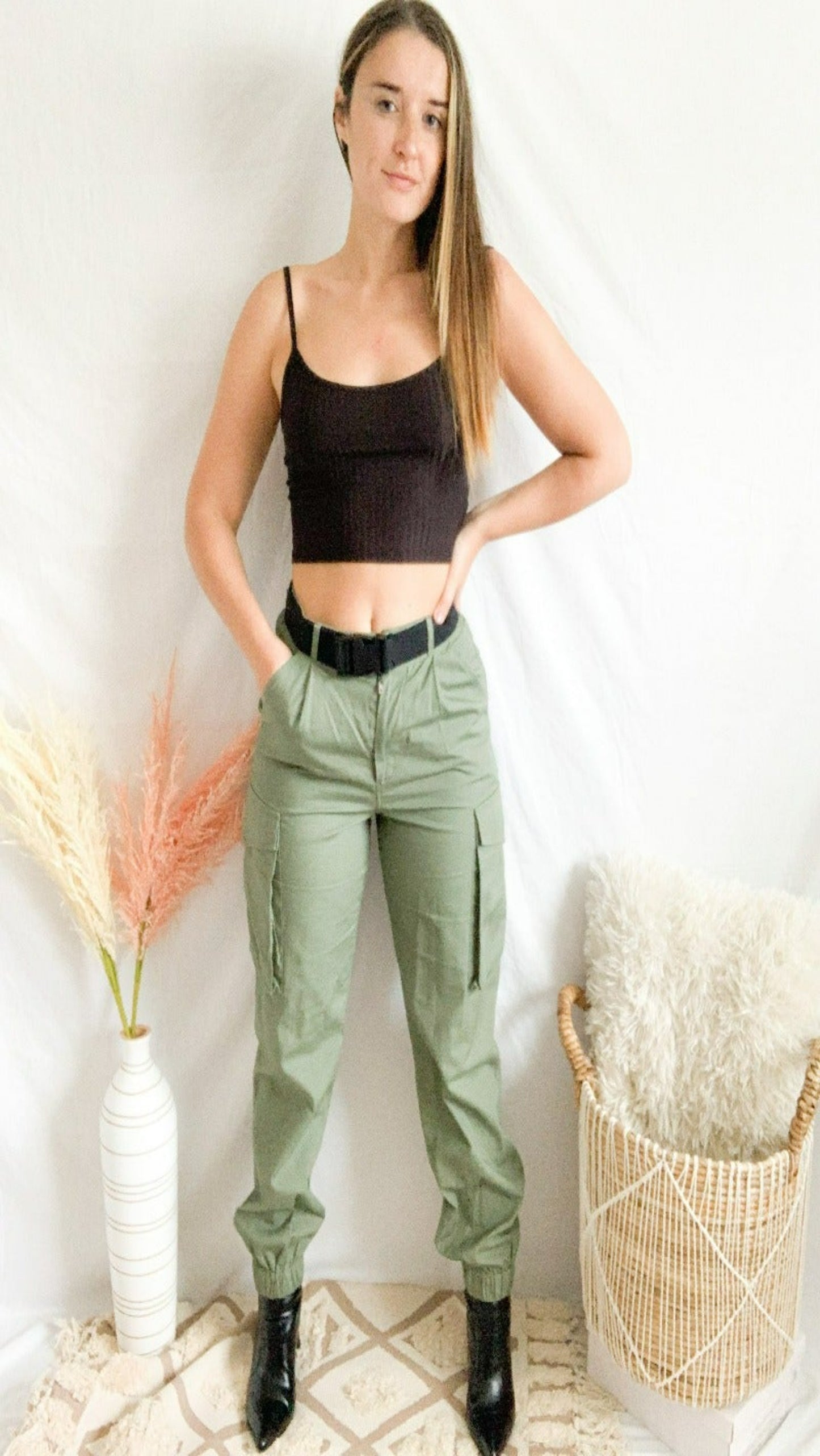 I'll Leave It Up To You Cargo Pants - Olive
