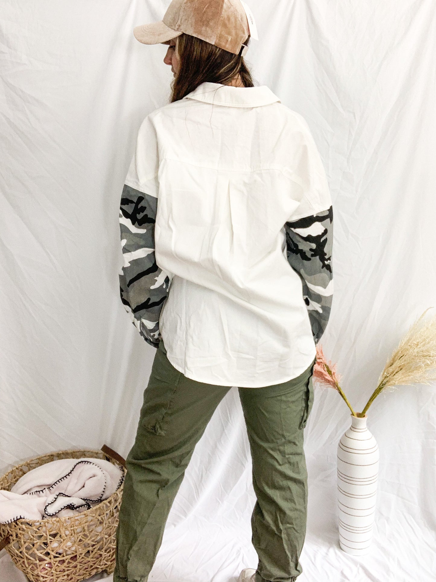 Call You on The Weekend Camo Jacket - Off White/Sage