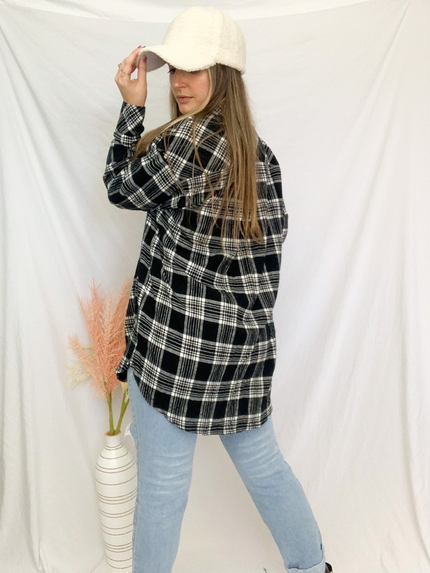 Mandy Flannel - Black & White