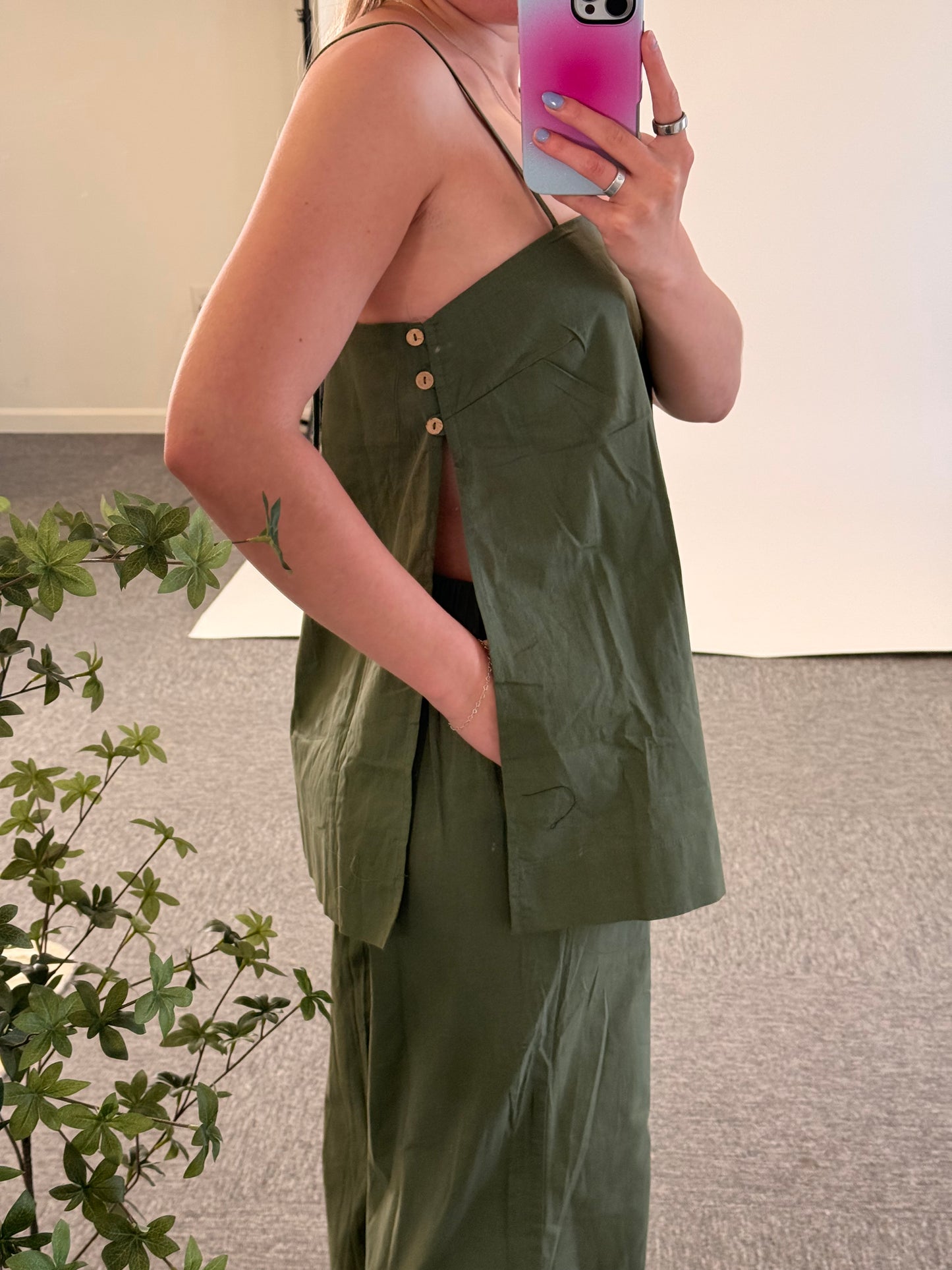 Pistachio Petal Set - Olive