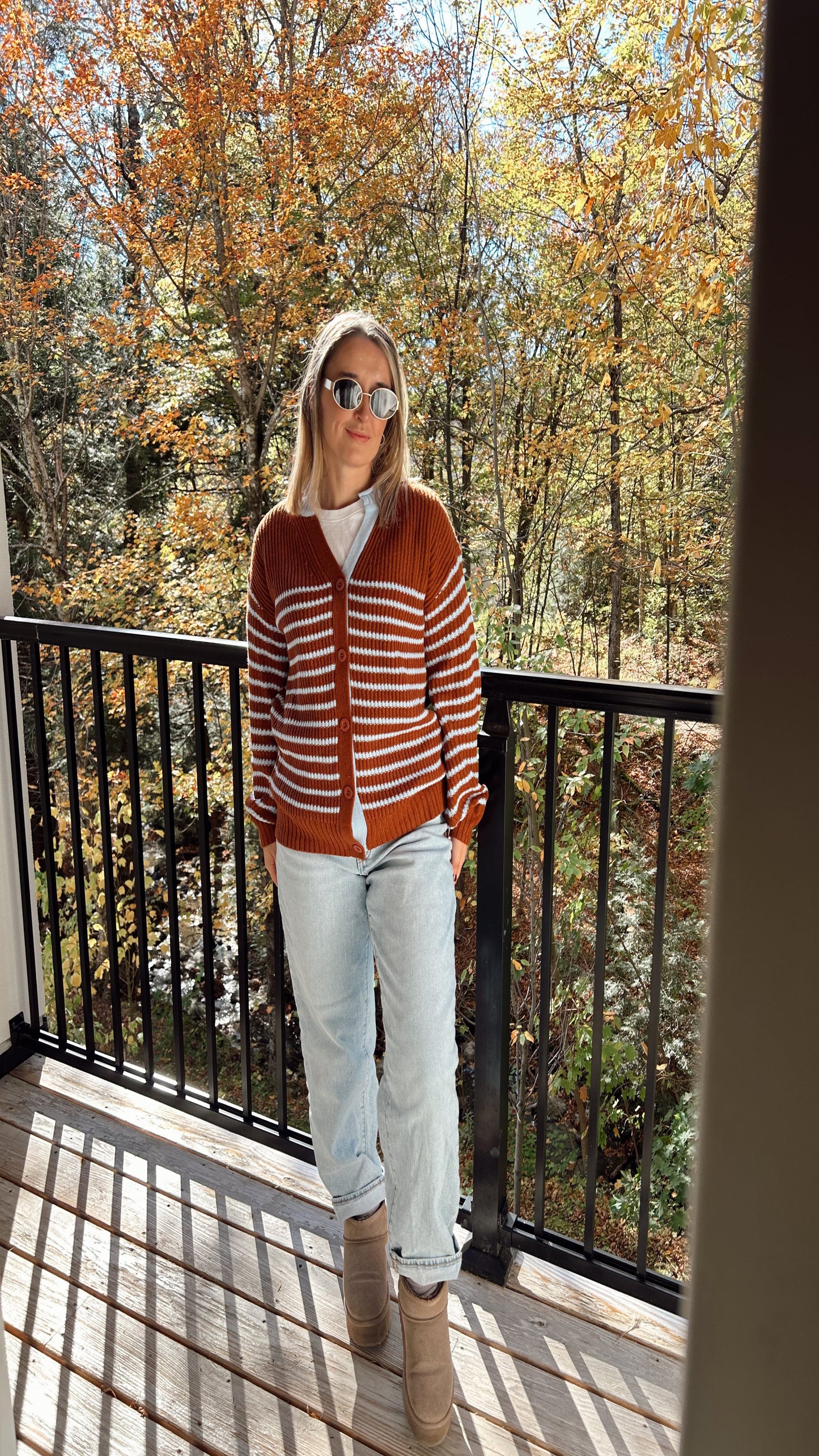 Blueberry Cold Brew Sweater - Brown/Blue