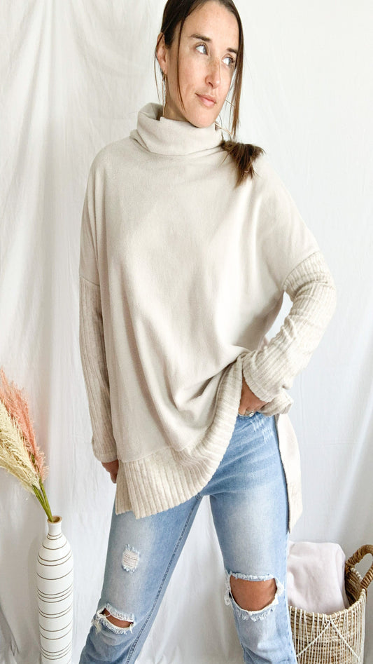Toffee Kisses Turtle Neck Top - Mist